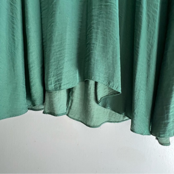 Size Medium ZARA Woman Deep Green Midi Dress - Picture 3 of 9